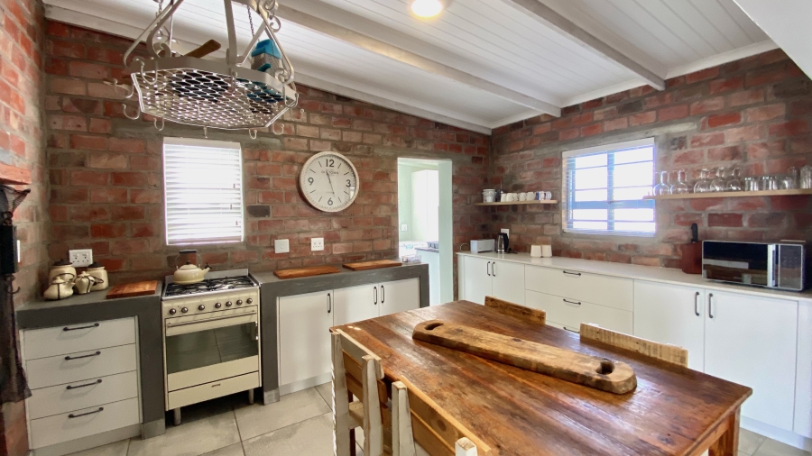4 Bedroom Property for Sale in Dwarskersbos Western Cape